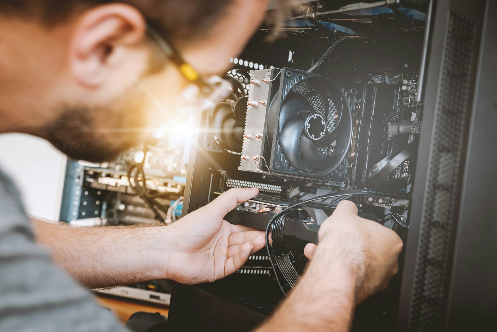Inicio Reparación de motherboard con pasta térmica - HD Computo CR